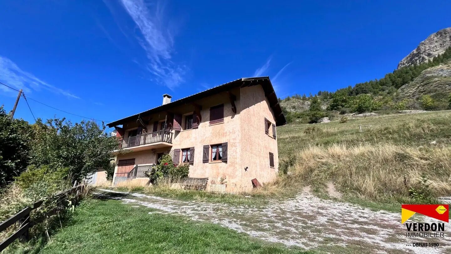 Maison à vendre, 131m², Allos