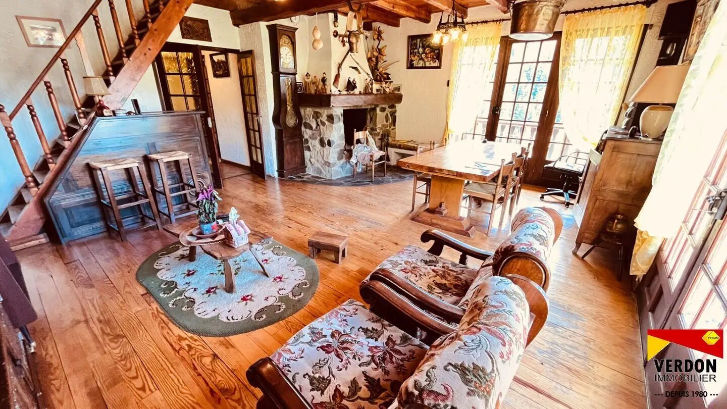 Maison à vendre, 131m², Allos