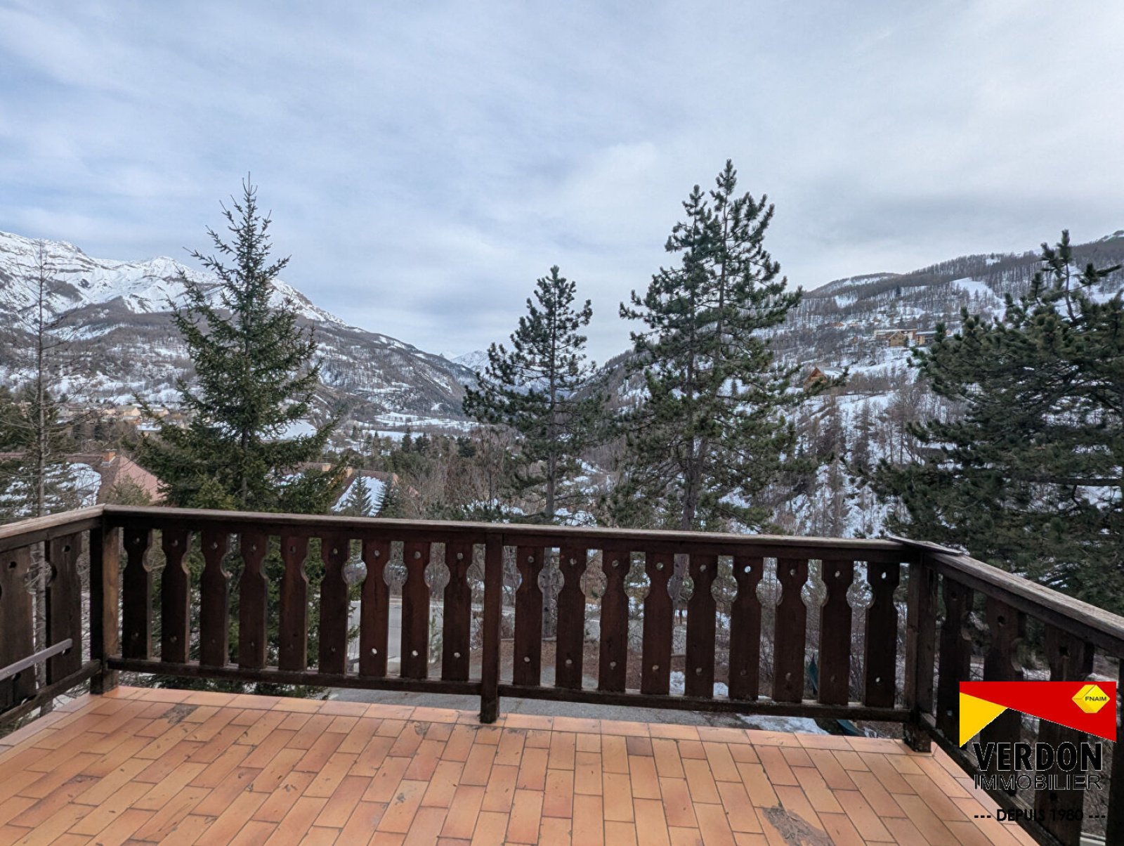Appartement à louer, 88m², Allos