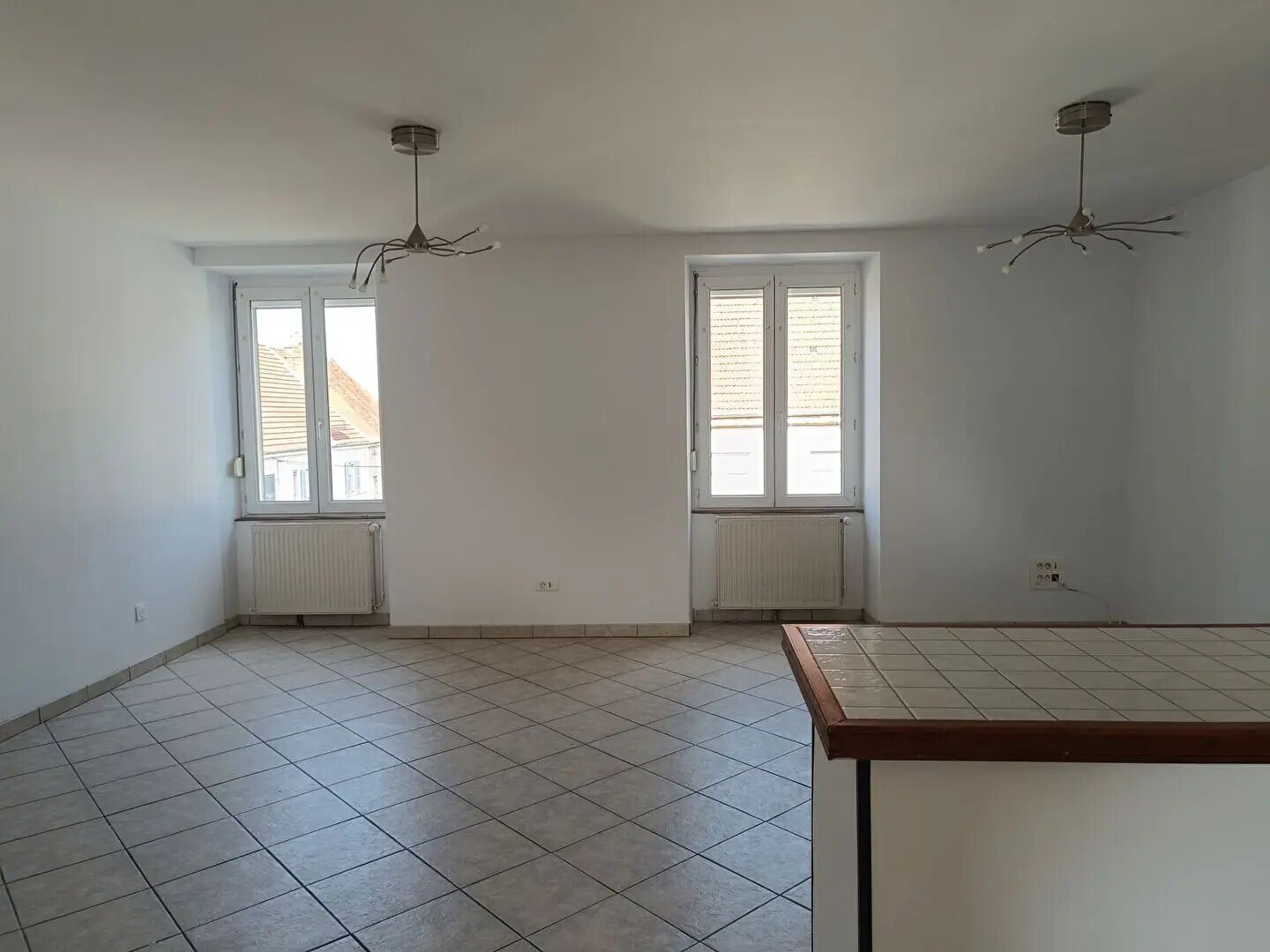 Appartement à louer, 84m², Gray