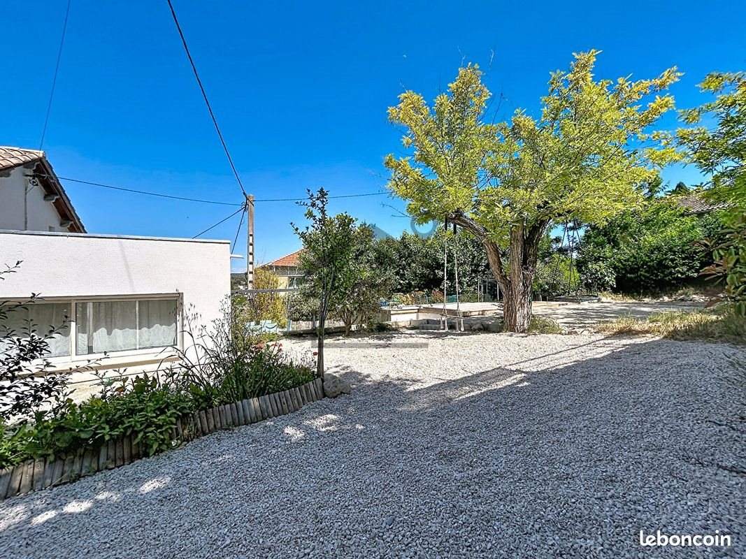 Maison à louer, 81m², Velaux