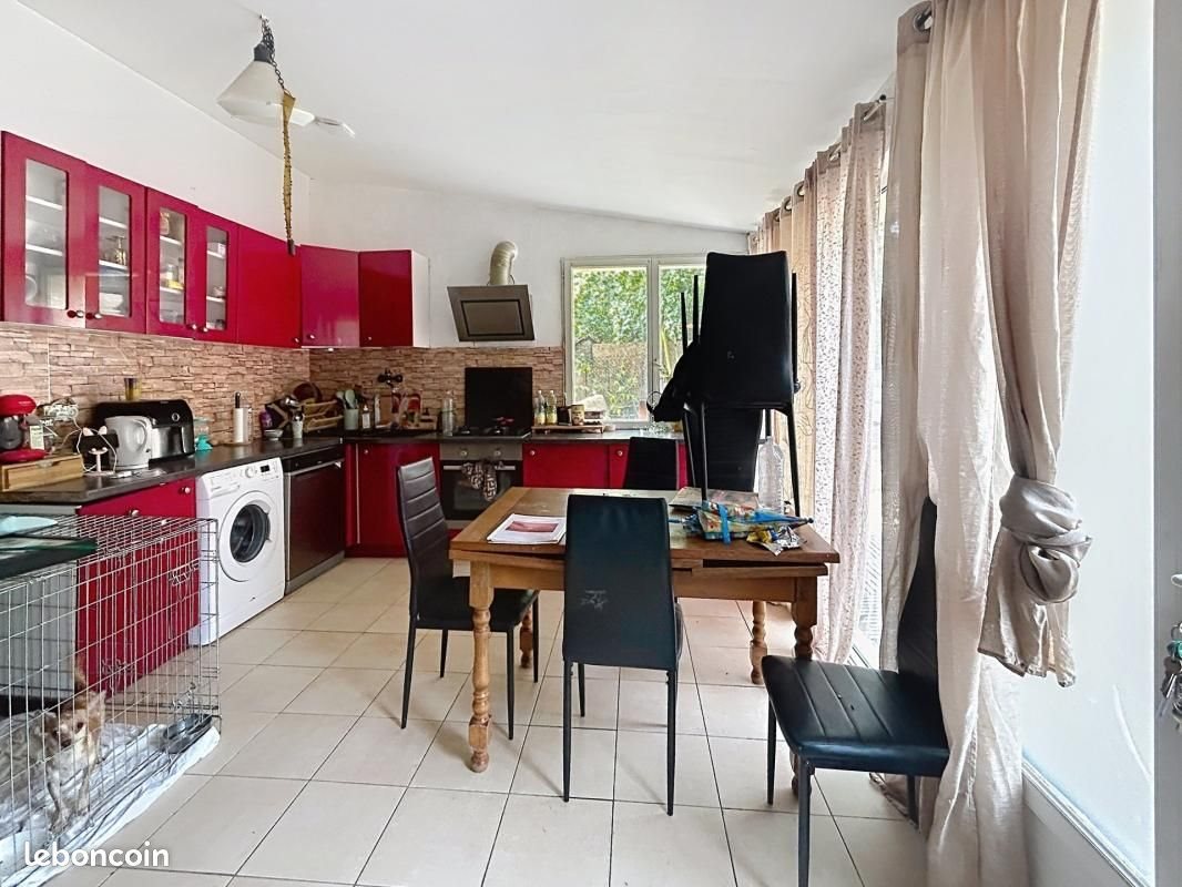 Maison à vendre, 77m², Pierrevert