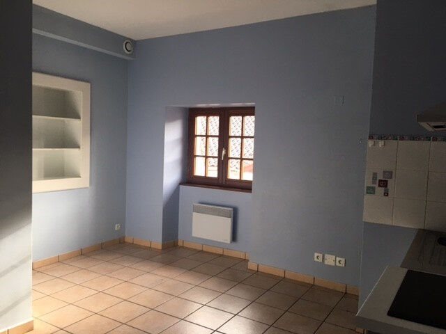 Appartement à louer, 74m², Saint-Etienne-de-Baïgorry