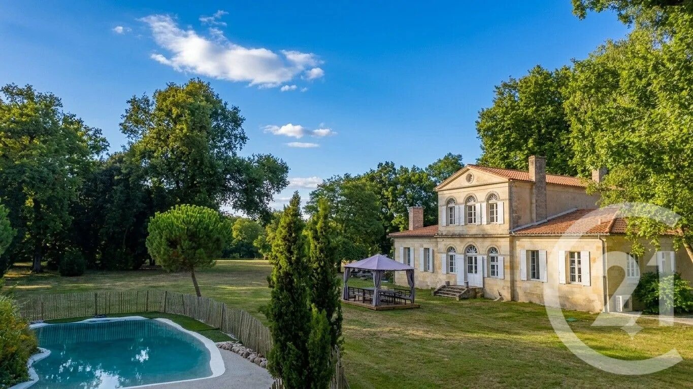 Maison à vendre, 253m², Saint-Vivien-de-Médoc