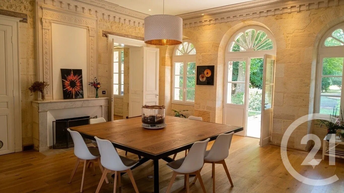 Maison à vendre, 253m², Saint-Vivien-de-Médoc
