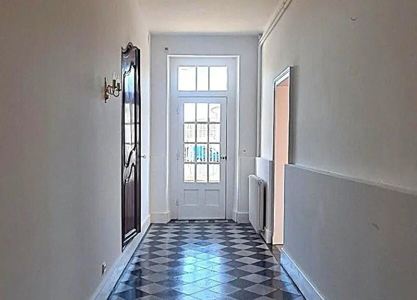 Maison à vendre, 189m², Saint-Estèphe
