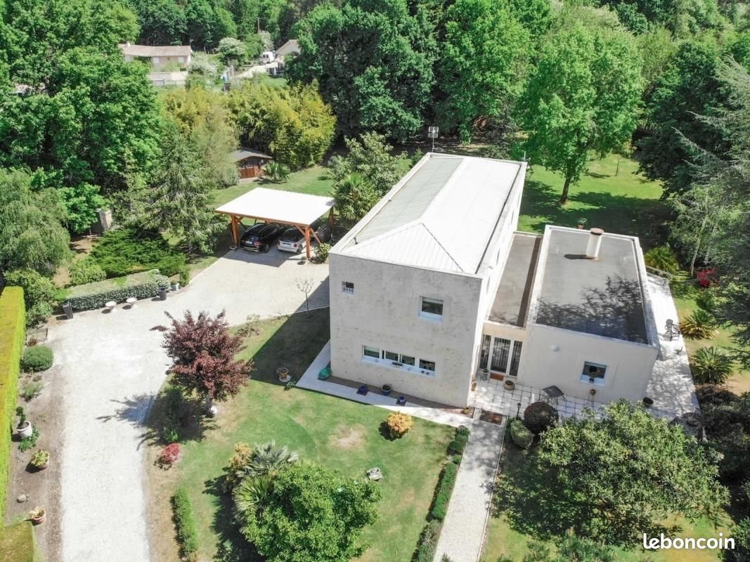 Maison à vendre, 227m², Lesparre-Médoc