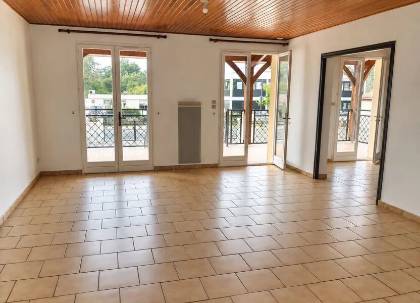 Maison à louer, 145m², Lesparre-Médoc
