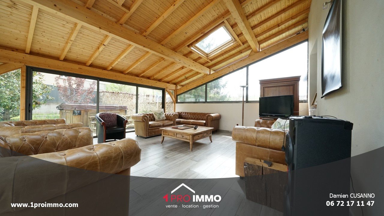 Maison à vendre, 270m², Roybon