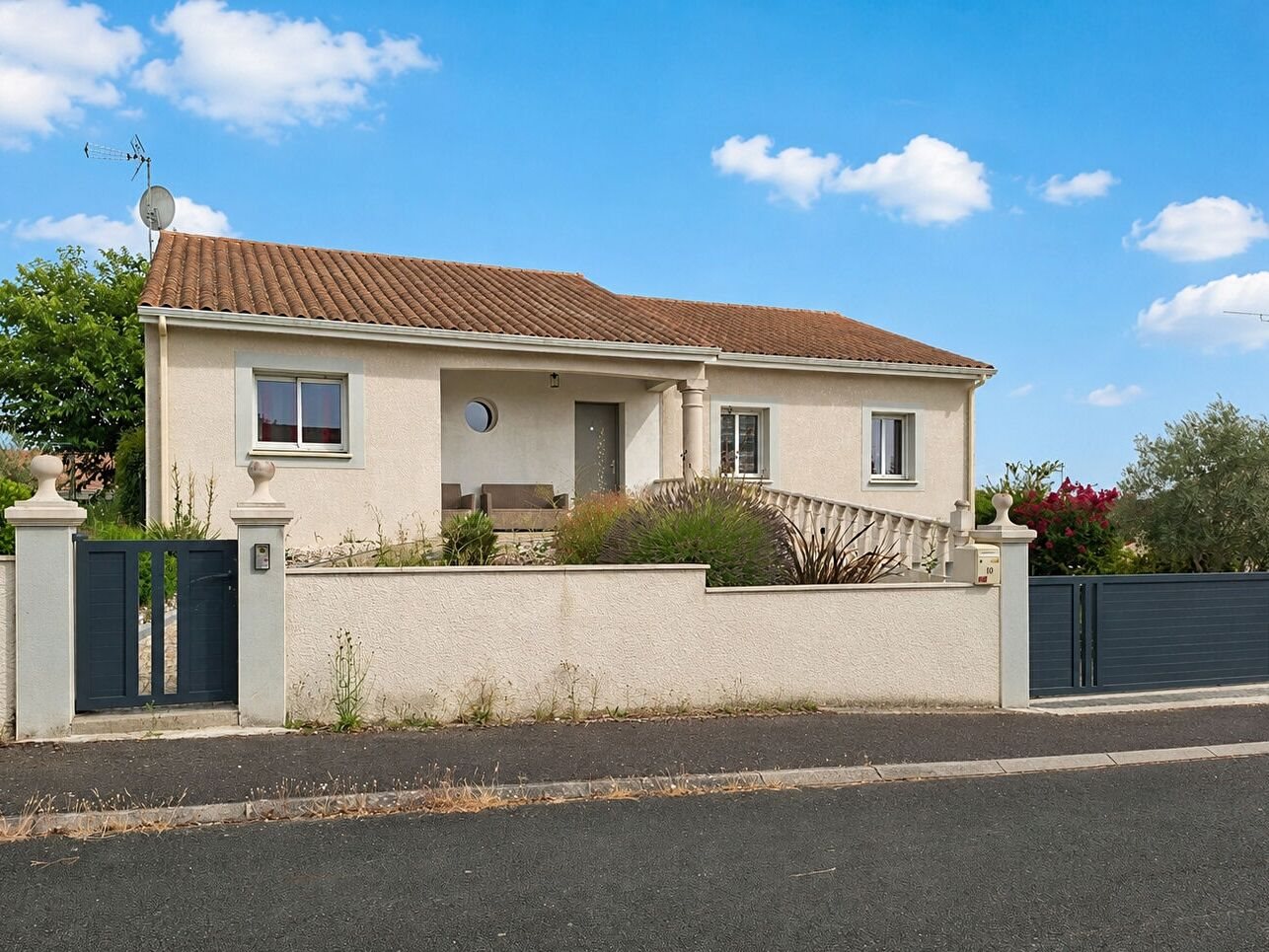 Maison à vendre, 180m², Dangé-Saint-Romain