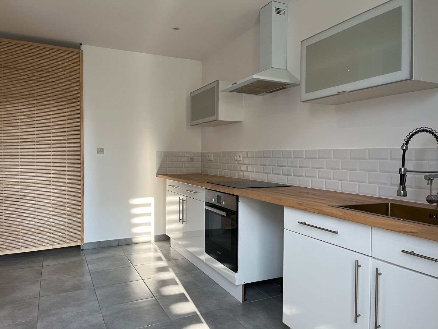 Maison à louer, 94m², Oyré