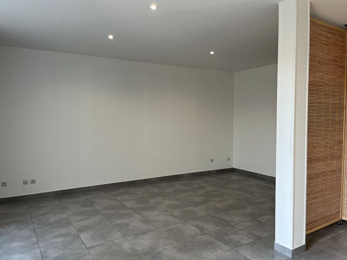 Maison à louer, 94m², Oyré