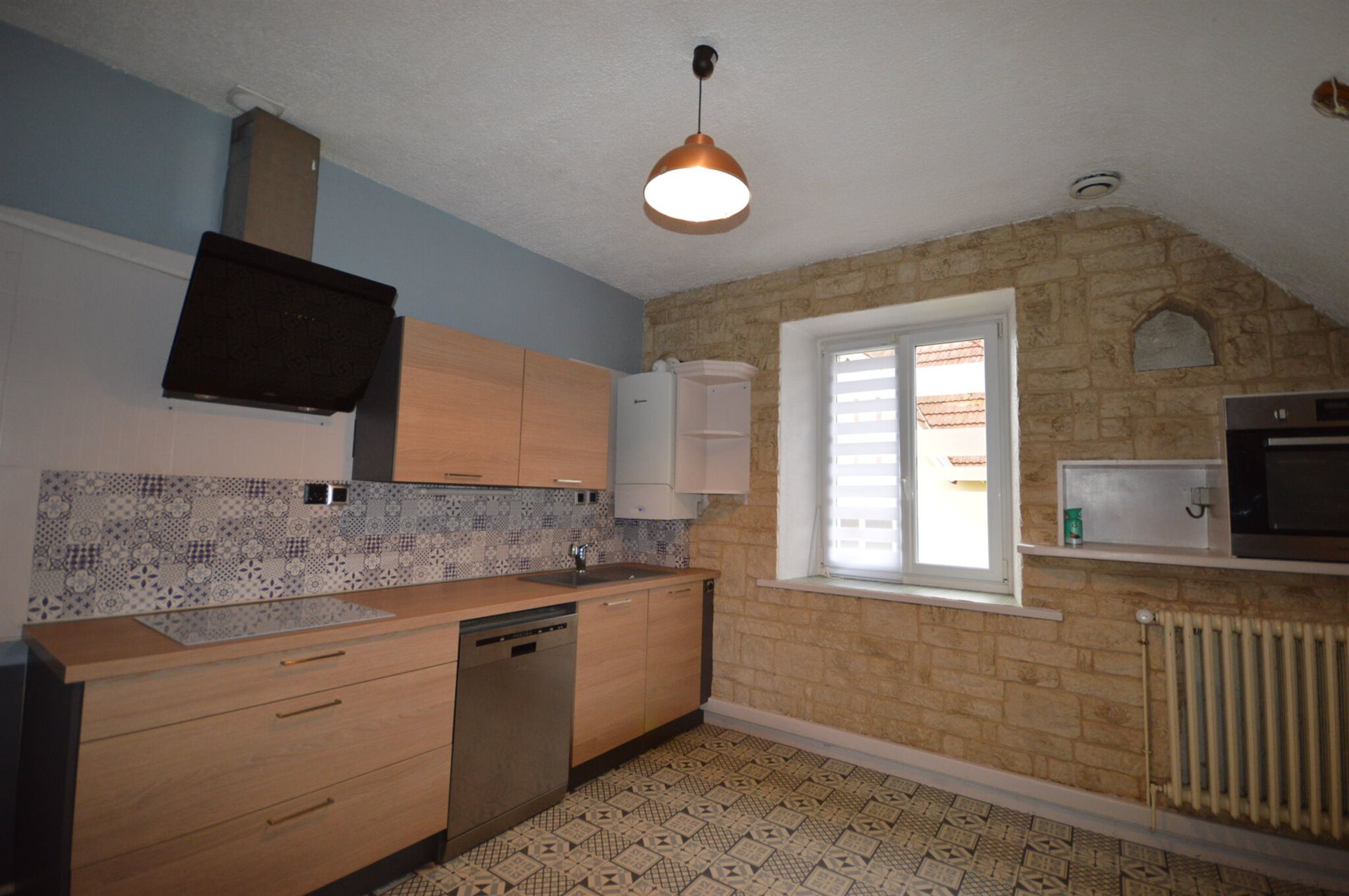 Appartement à louer, 93m², Bart