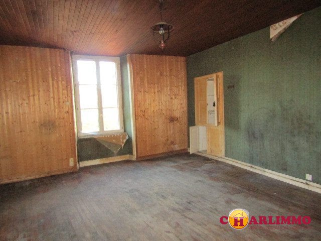 Maison à vendre, 77m², Saint-Laurent-sur-Gorre
