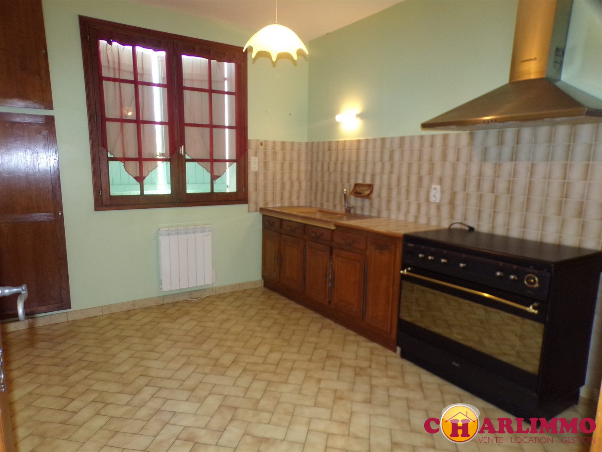 Maison à vendre, 93m², Chassenon