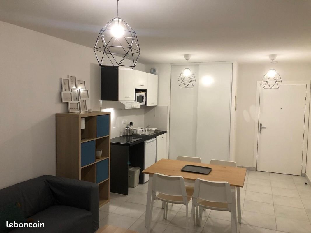 Appartement à louer, 41m², Béziers