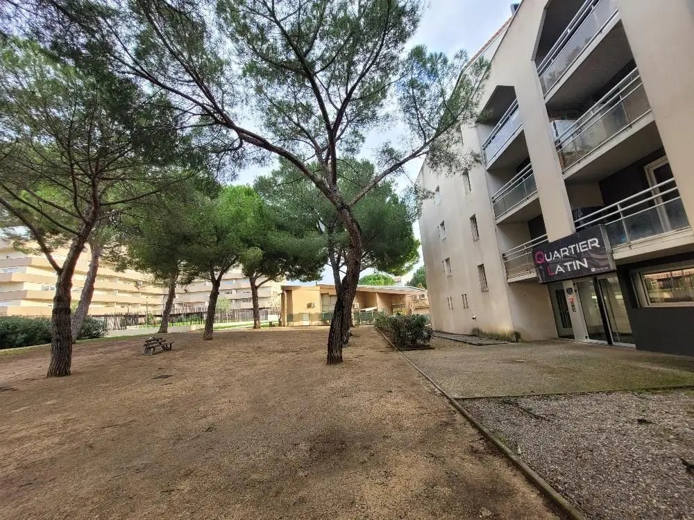 Appartement à louer, 16m², Béziers