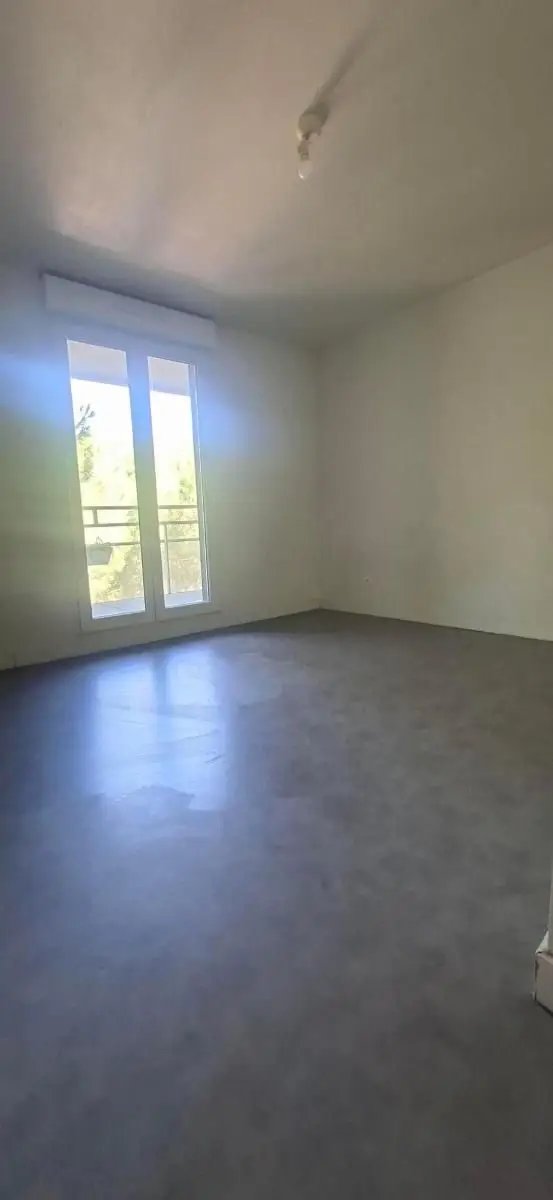 Appartement à louer, 16m², Béziers