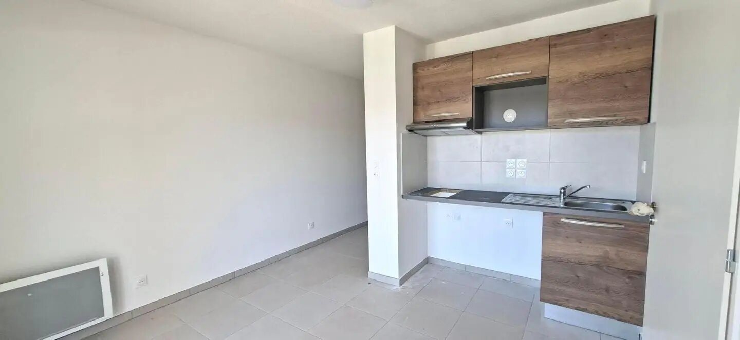 Appartement à louer, 23m², Béziers