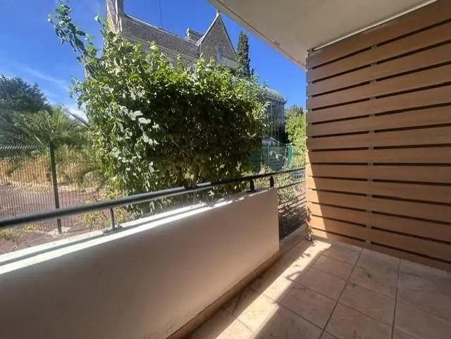 Appartement à louer, 18m², Béziers
