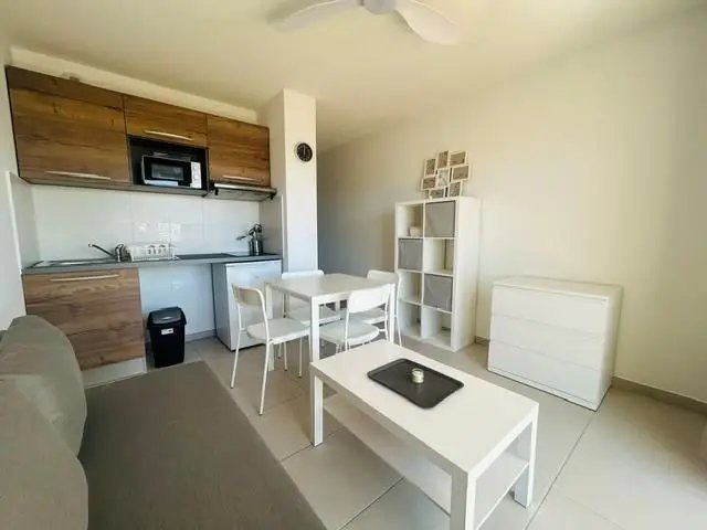 Appartement à louer, 23m², Béziers