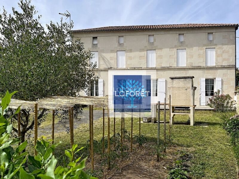 Maison à vendre, 241m², Montendre