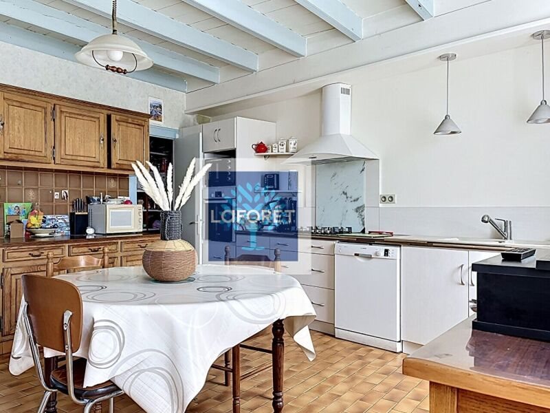 Maison à vendre, 241m², Montendre