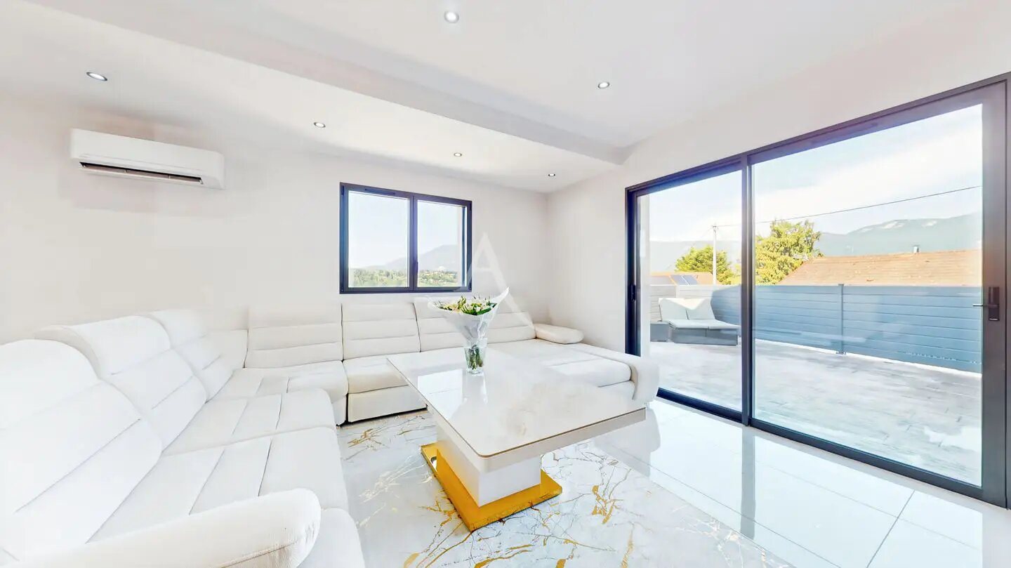 Maison à vendre, 220m², Lépin-le-Lac