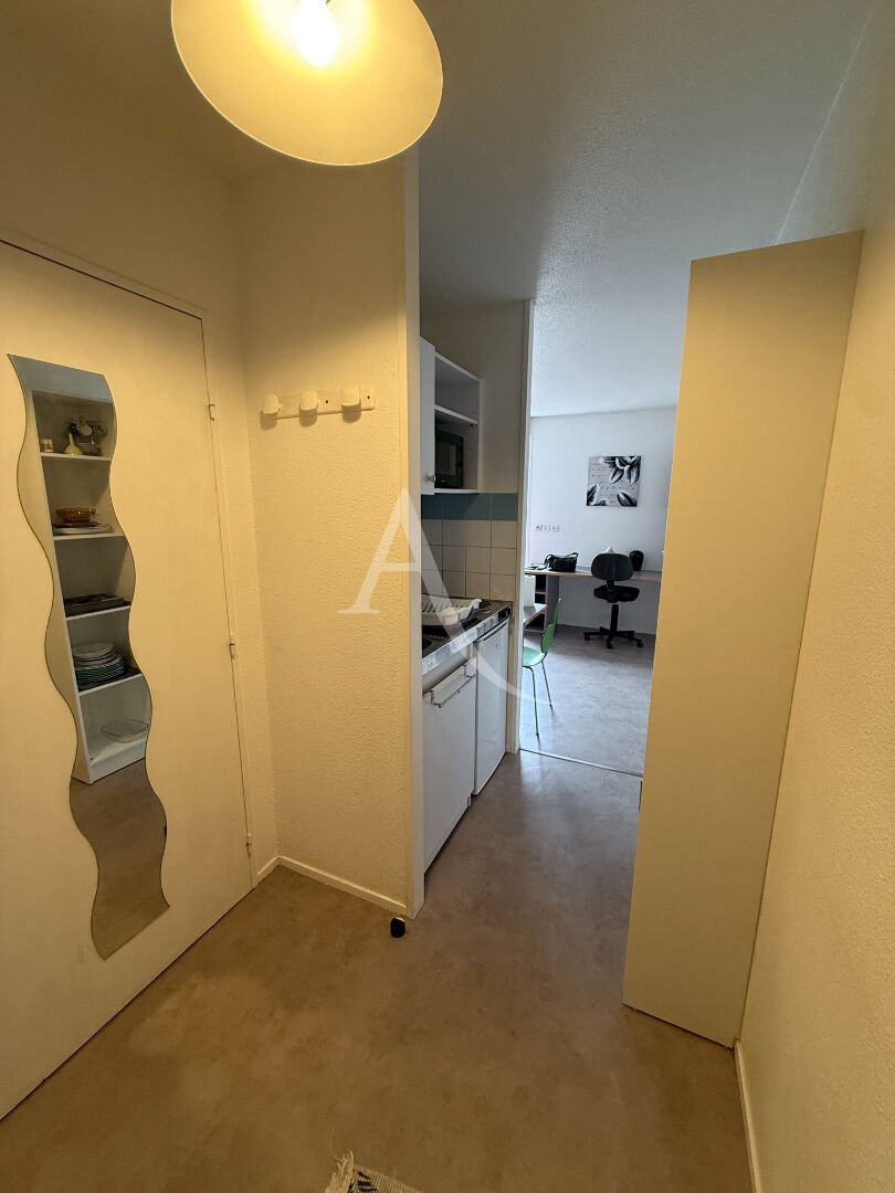 Appartement à louer, 19m², Roubaix