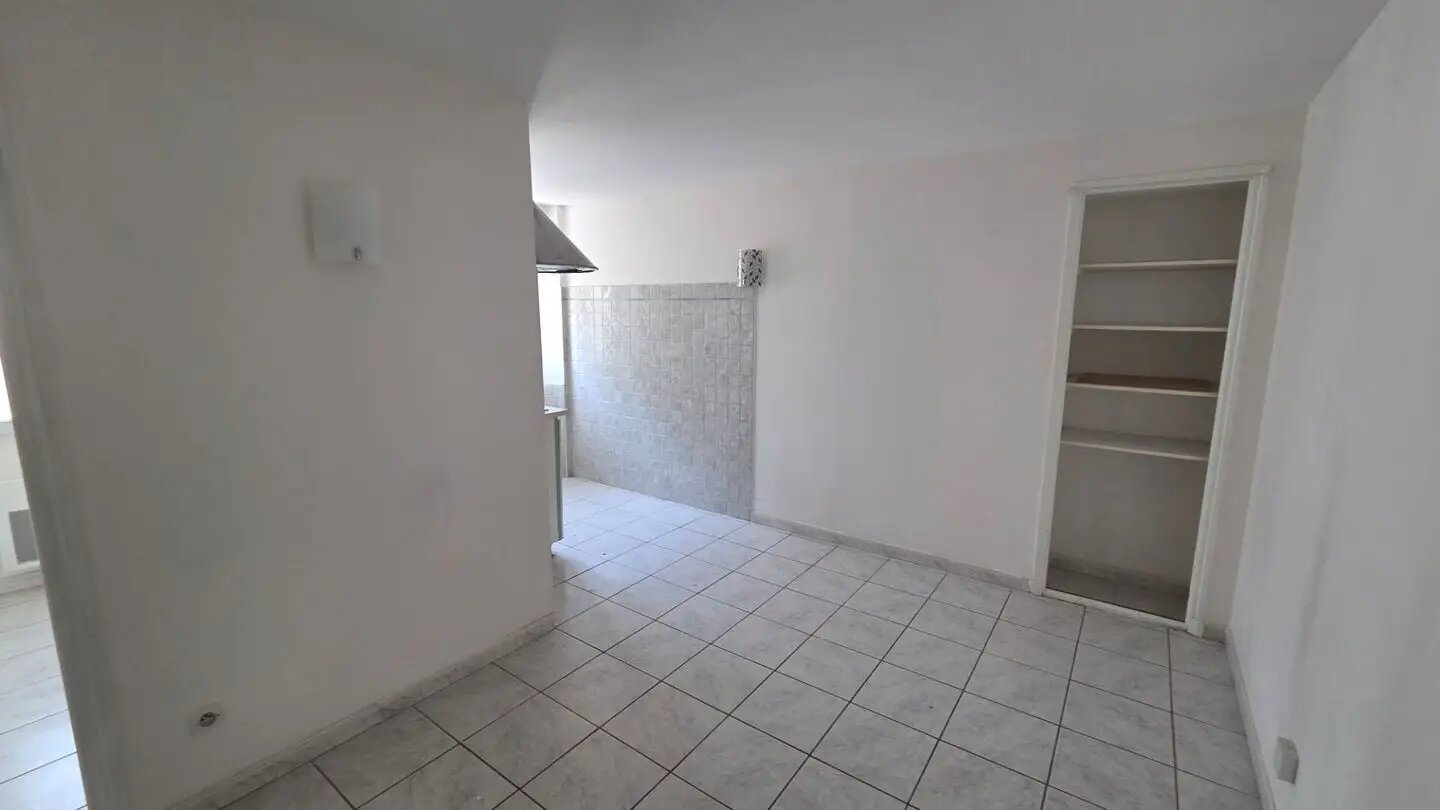 Appartement à louer, 29m², Flassans-sur-Issole