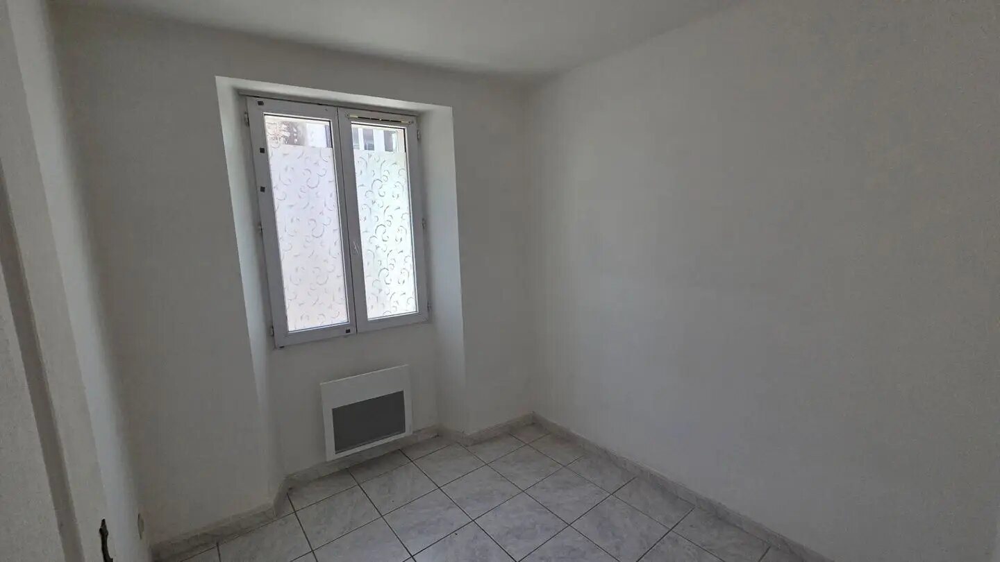 Appartement à louer, 29m², Flassans-sur-Issole