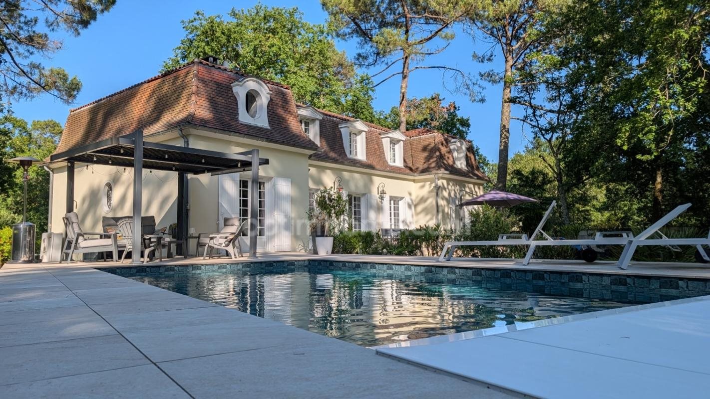 Maison à vendre, 235m², Cestas