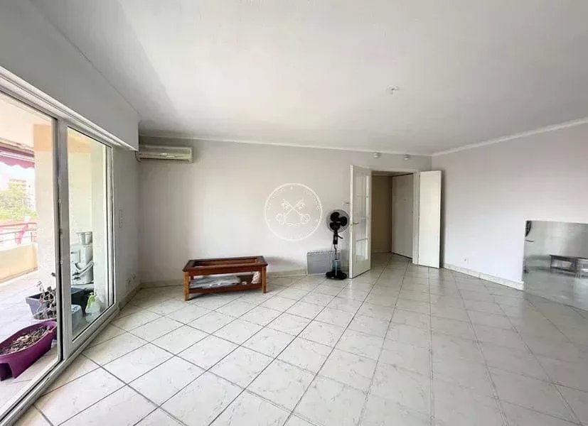 Appartement à vendre, 79m², Fréjus
