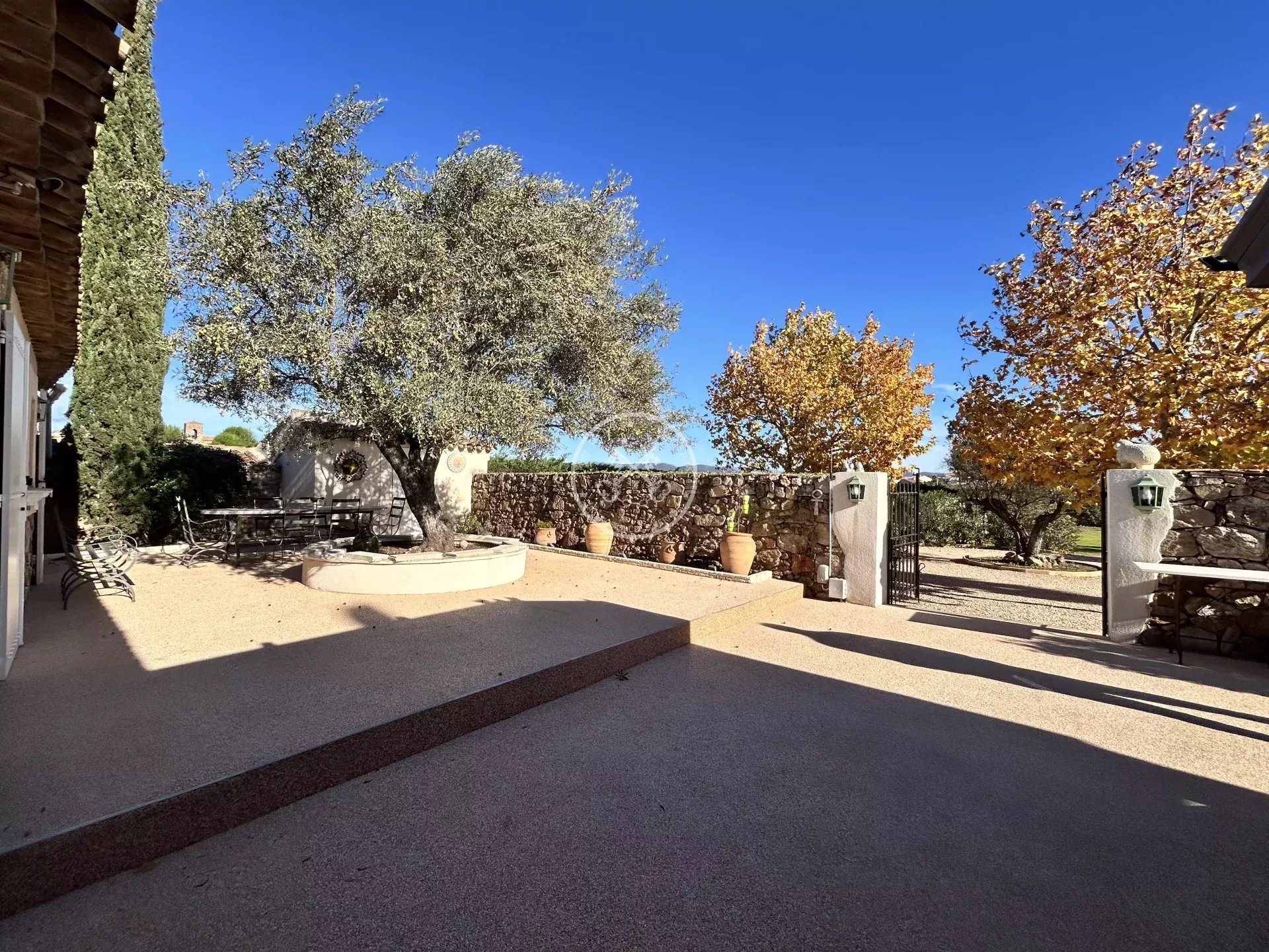 Maison à vendre, 181m², Roquebrune-sur-Argens