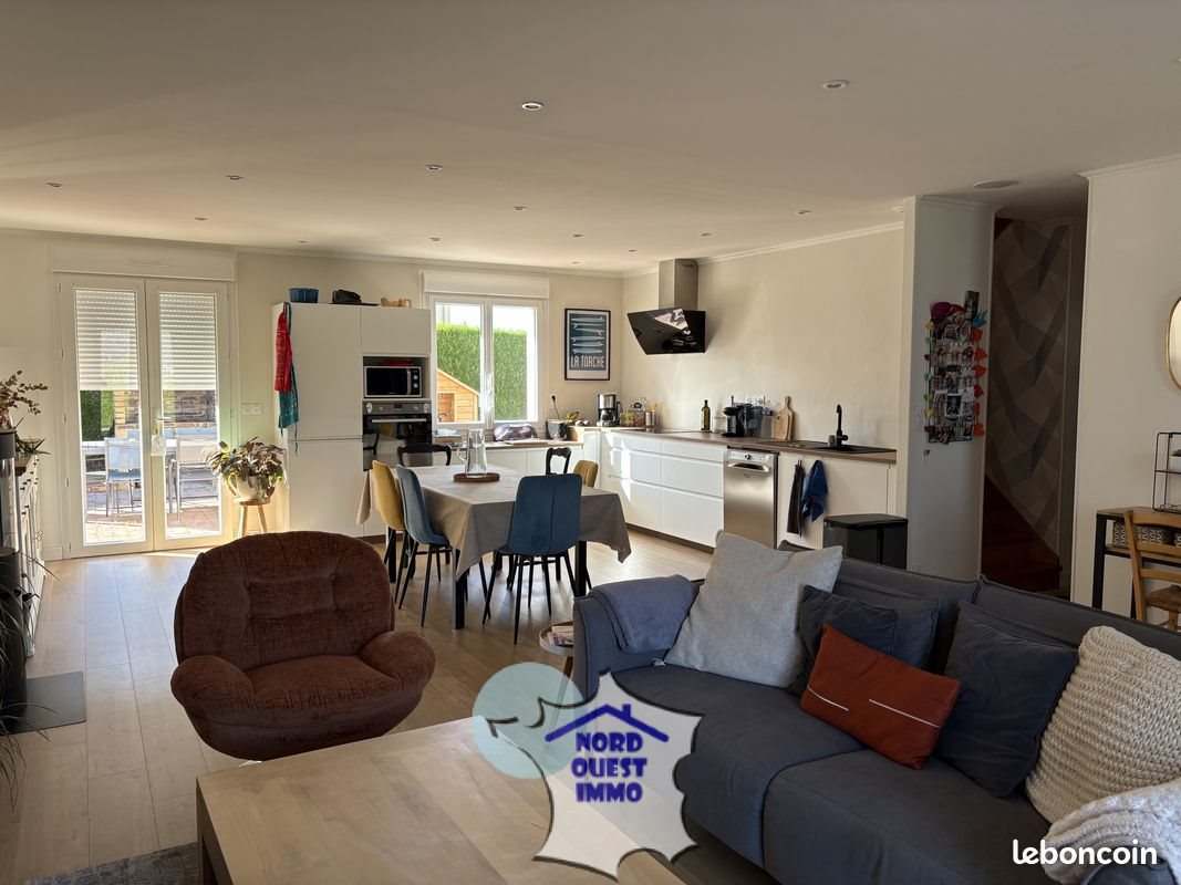 Maison à vendre, 112m², Ambrières-les-Vallées