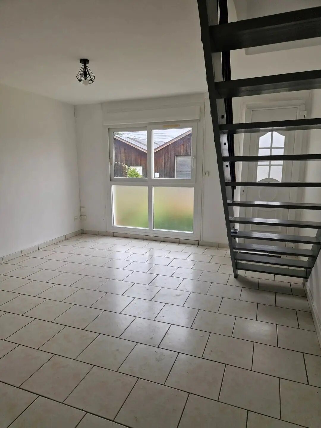 Maison à louer, 51m², Laon