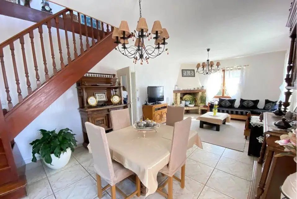 Maison à vendre, 220m², Athies-sous-Laon