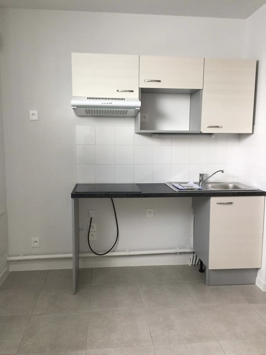 Appartement à louer, 84m², Bègles