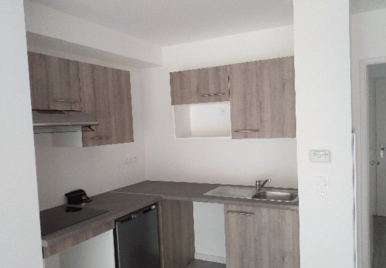 Maison à louer, 81m², Cambes