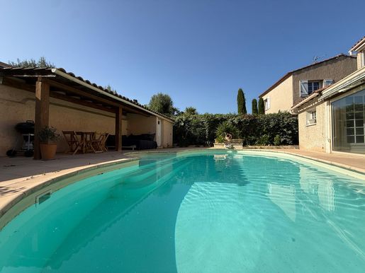 Maison 6 pièces 140 m² · à Sanary-sur-Mer · 140 m² · 635 000 €