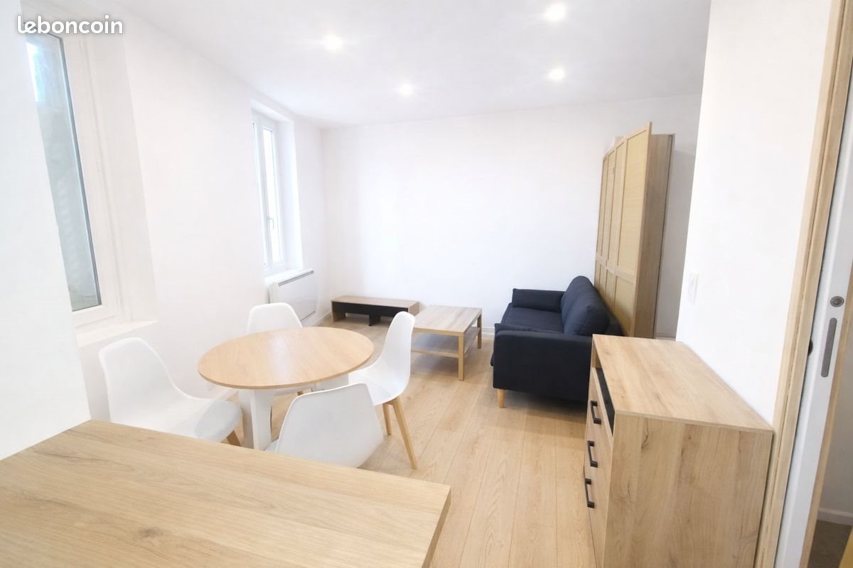 Appartement à louer, 24m², La Seyne-sur-Mer