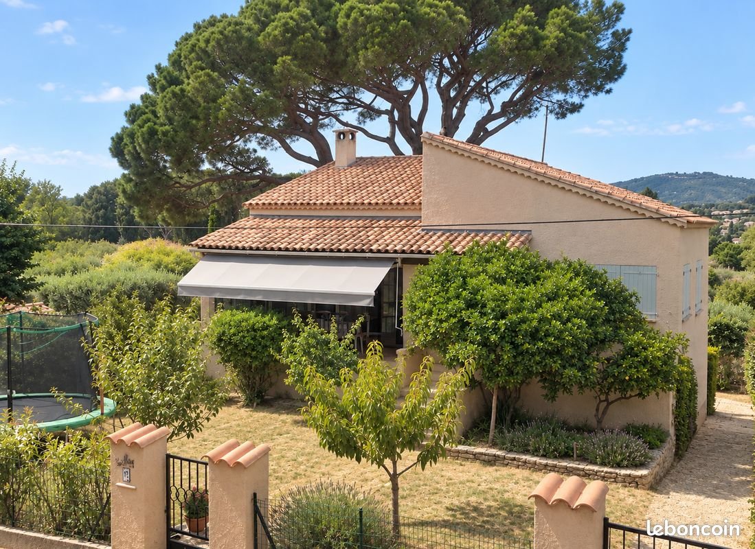Maison à louer, 122m², Sanary-sur-Mer