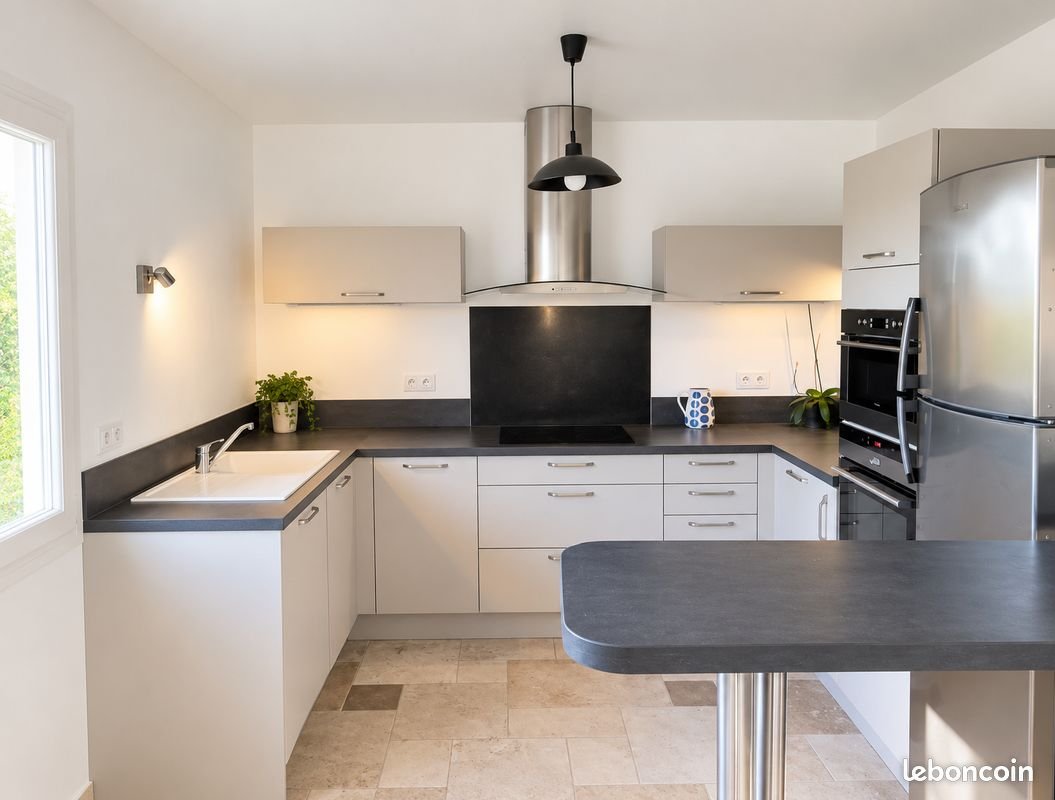 Maison à louer, 122m², Sanary-sur-Mer