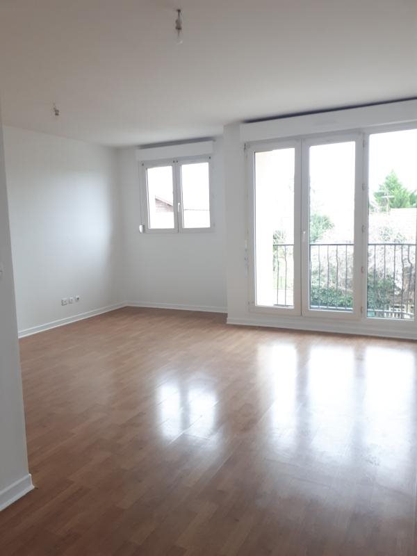 Appartement à louer, 28m², Sainte-Geneviève-des-Bois