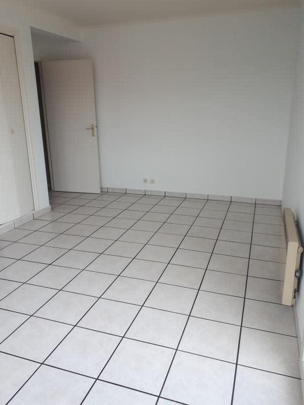 Appartement à louer, 28m², Sainte-Geneviève-des-Bois
