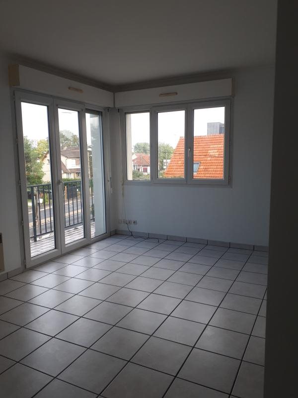 Appartement à louer, 28m², Sainte-Geneviève-des-Bois