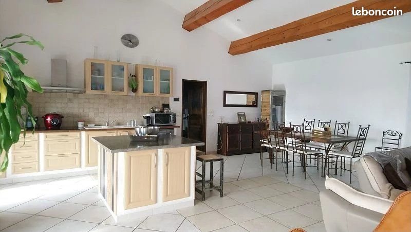 Maison à vendre, 100m², Saint-Mitre-les-Remparts