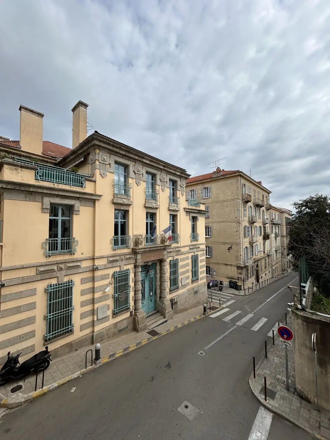 Appartement à louer, 70m², Ajaccio