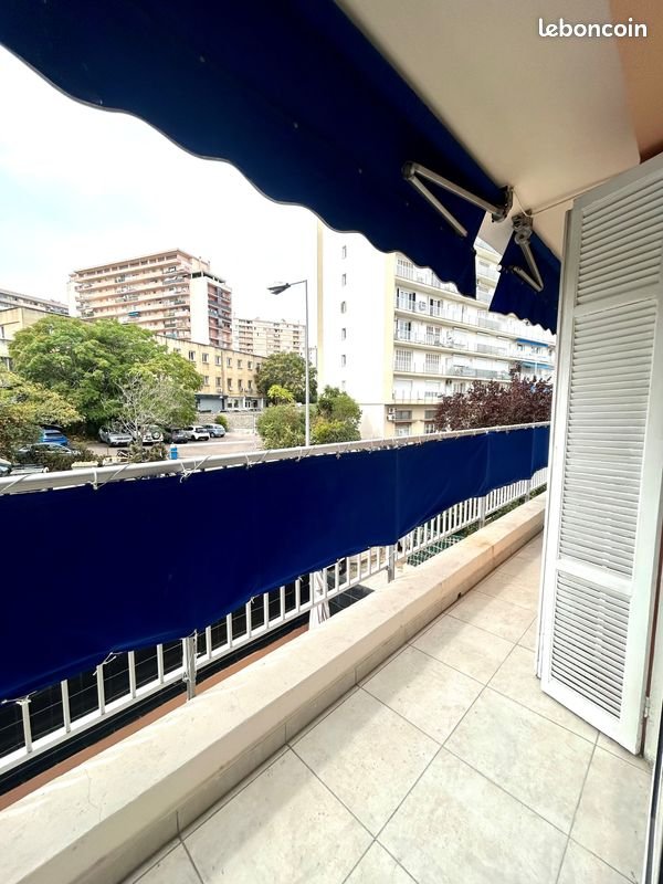 Appartement à louer, 67m², Ajaccio