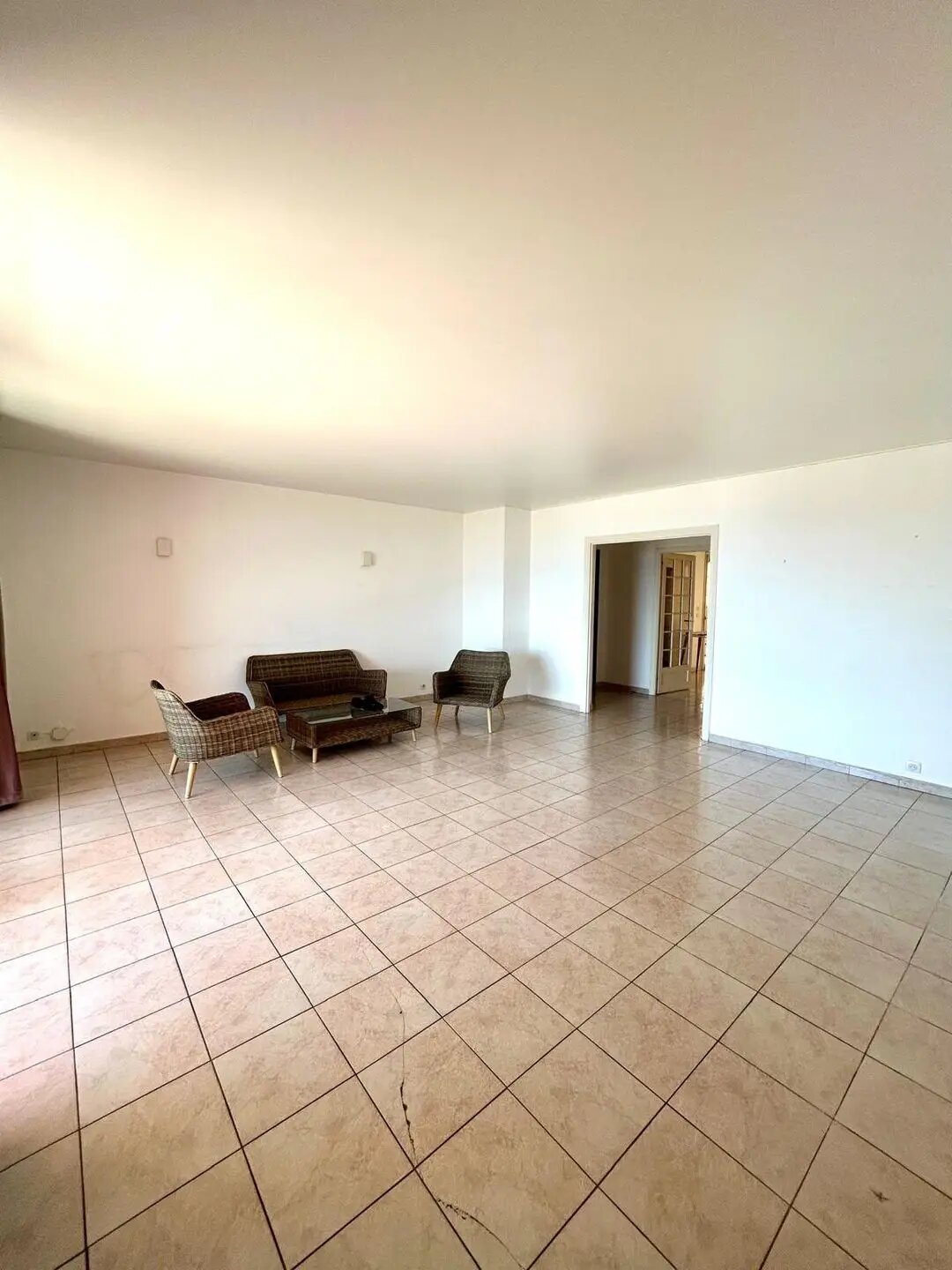 Appartement à louer, 91m², Ajaccio